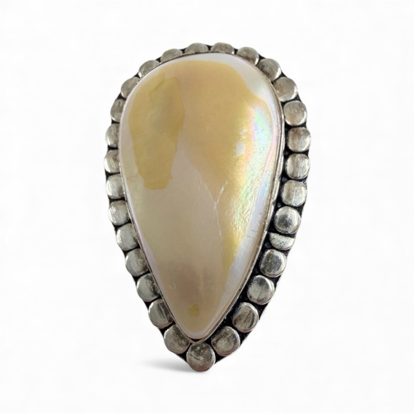 💕 Mother of pearl pear silver overlay 925 gemstone ring. Size 6 - Picture 1 of 9